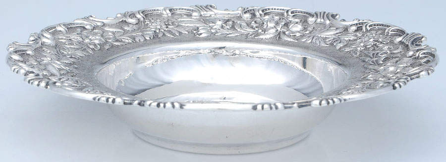 Repousse-Full Chased-Hand Chased 8" Round Vegetable by Kirk Stieff-1