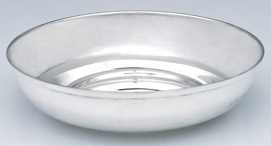 Calvert-Old Maryland Plain (Sterling, Hollowware) 8" Shallow Round Bowl by Kirk Stieff-1