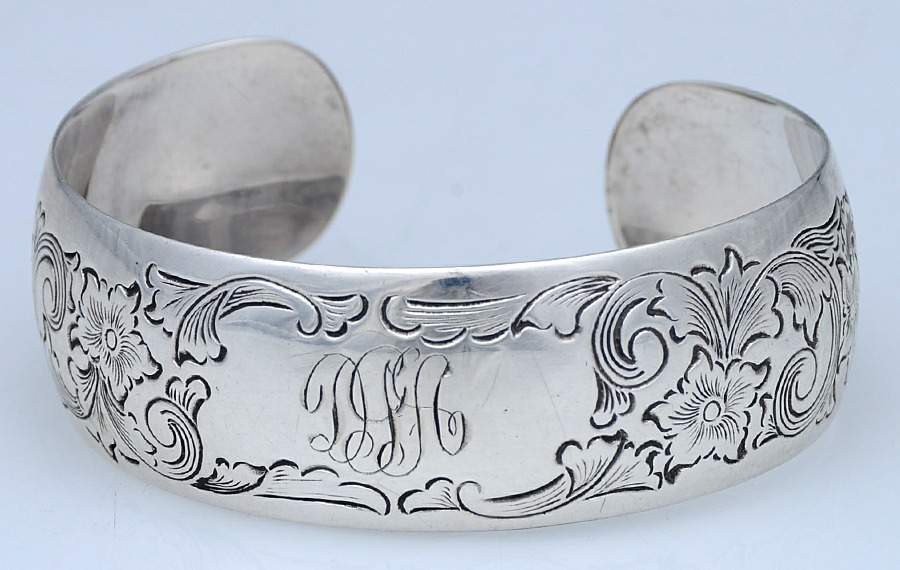 Old Maryland-Engv (Sterling, Hollowware) Cuff Bracelet by Kirk Stieff-1