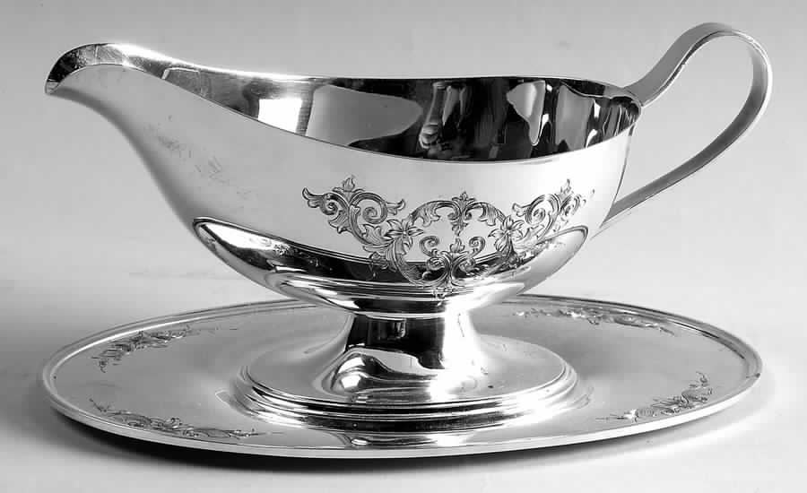 Old Maryland-Engv (Sterling, Hollowware) Gravy Boat & Underplate by Kirk Stieff-1