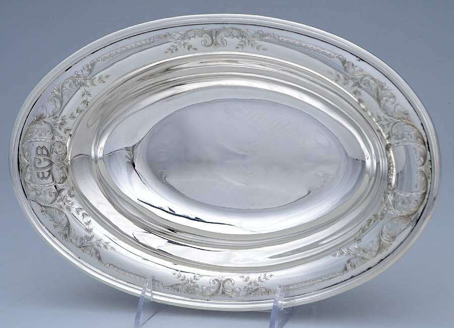 Old Maryland-Engv (Sterling, Hollowware) 11" Oval Vegetable Bowl by Kirk Stieff-1