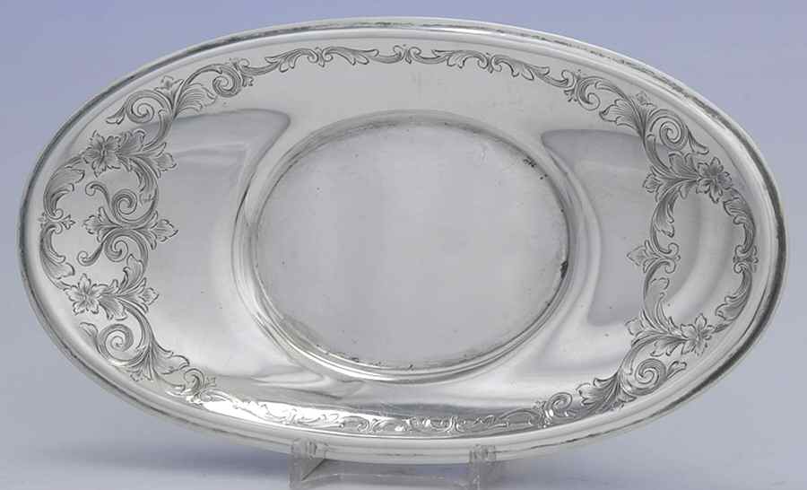 Old Maryland-Engv (Sterling, Hollowware) Underplate for Gravy Boat by Kirk Stieff-1