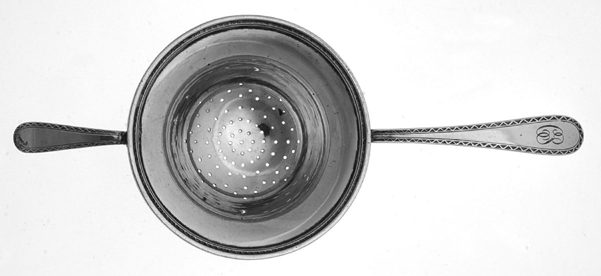 Winslow (Sterling, 1850) Solid Individual Overcup Tea Strainer by Kirk Stieff-1