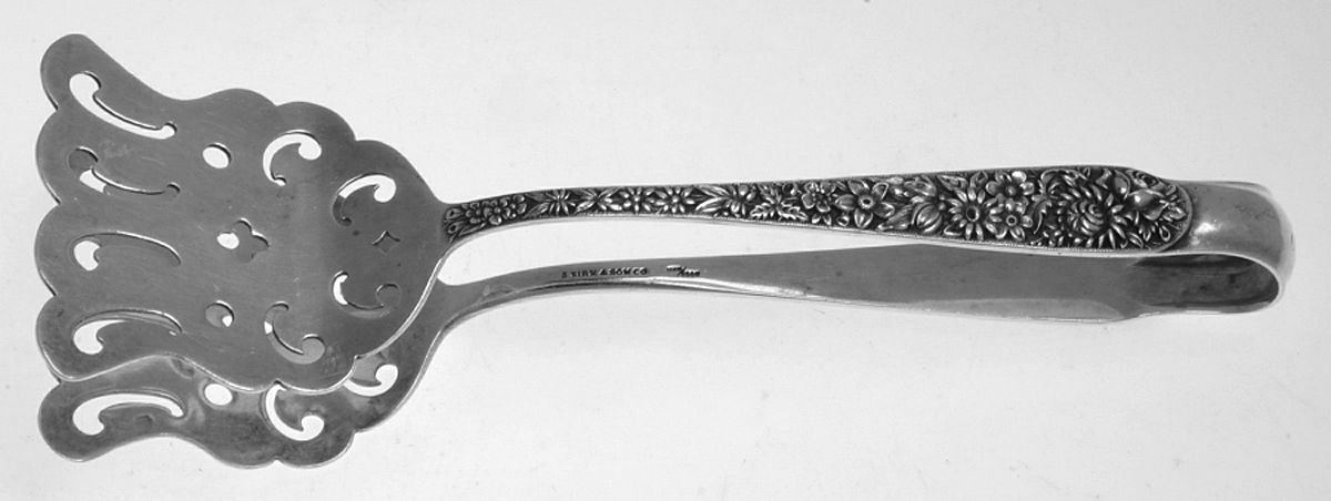 Repousse (Sterling, 1896, 925-1000) Large Solid Sandwich Tongs by Kirk Stieff-1