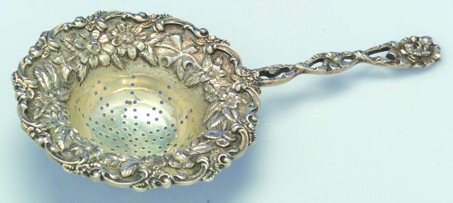 Repousse (Sterling, 1896, 925-1000) Solid Individual Overcup Tea Strainer by Kirk Stieff-1