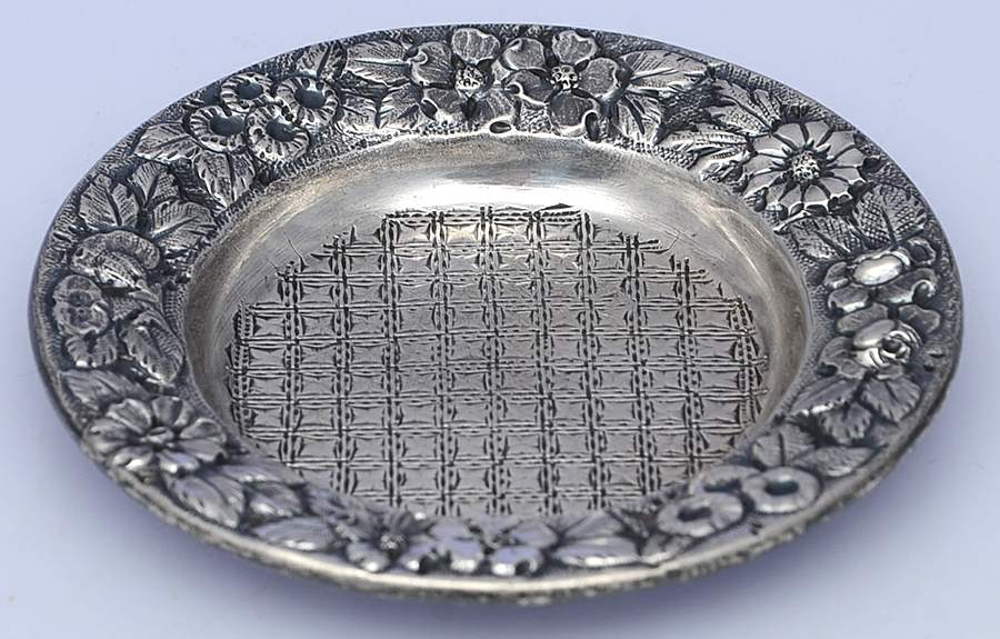 Repousse-Full Chased-Hand Chased Butter Pat by Kirk Stieff-1