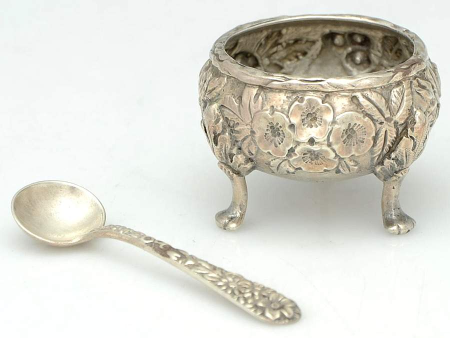 Repousse-Full Chased-Hand Chased Open Master Salt with Spoon by Kirk Stieff-1