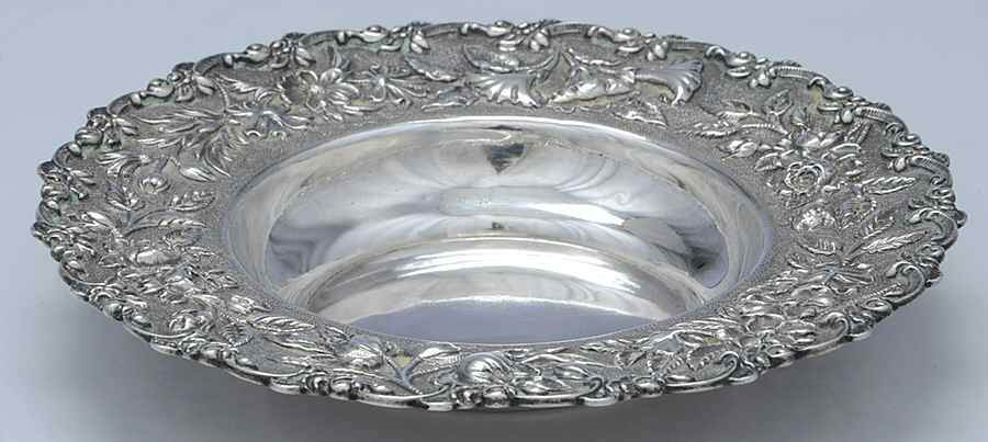 Repousse-Full Chased-Hand Chased Round Open Butter by Kirk Stieff-1