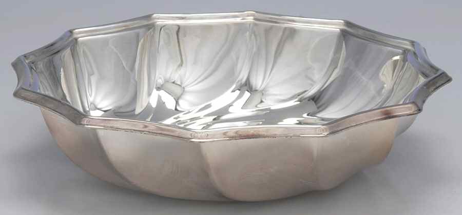Keswick (Silverplate, Hollowware) 8" Round Vegetable by Kirk Stieff-1