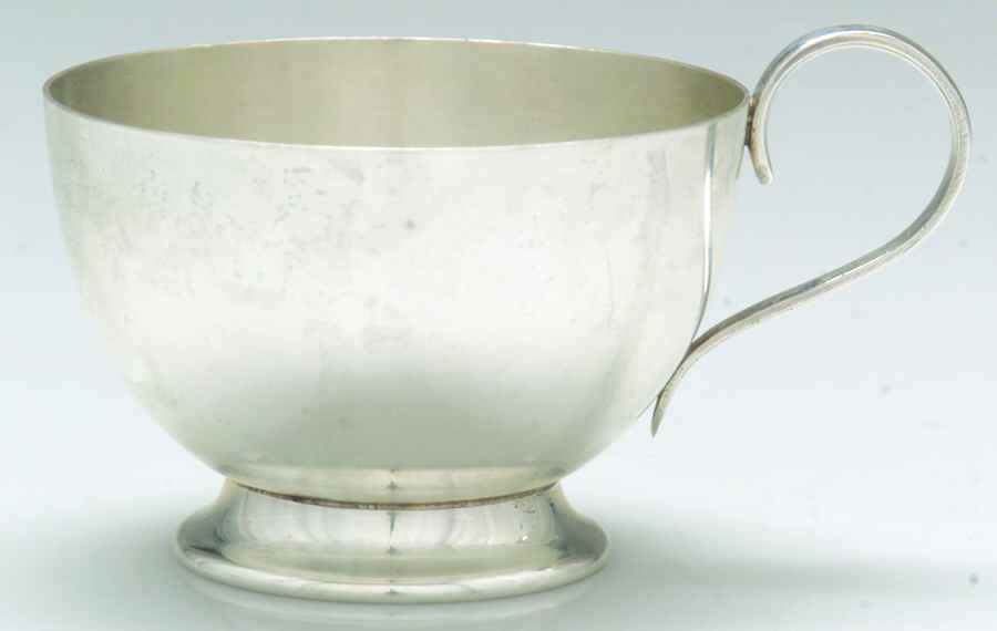 0813-3 (Sterling, Hollowware) Sterling Punch Cup by Kirk Stieff-1