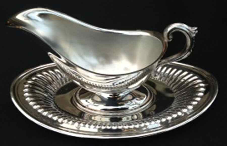 Silverplate Hollowware Plated Gravy Boat & Underplate by Kent Silversmiths-1