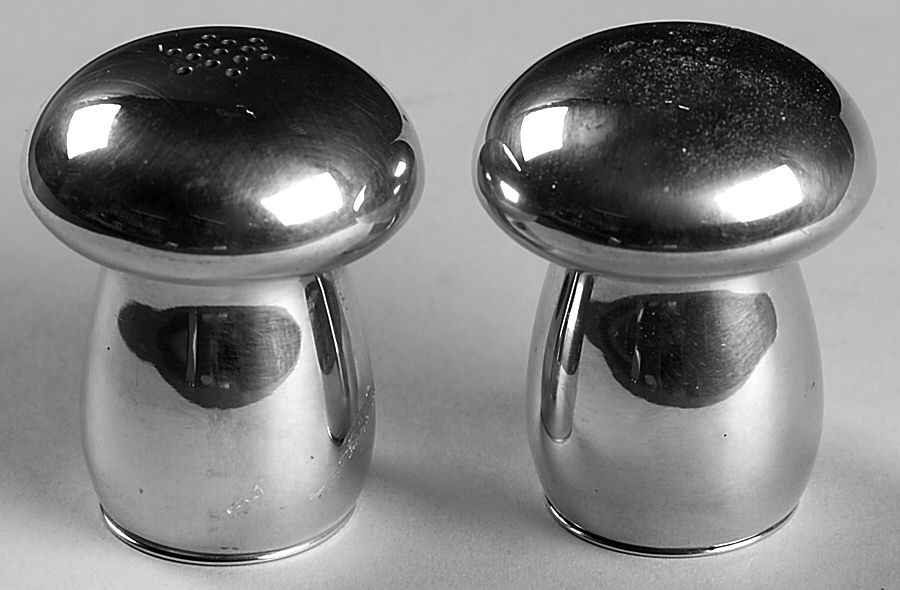 503 (Pewter, Hollowware) Salt and Pepper Set by Kirk Stieff-1