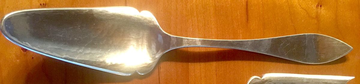KAV5 (Sterling) Solid Pie Server by Kalo Shop-1