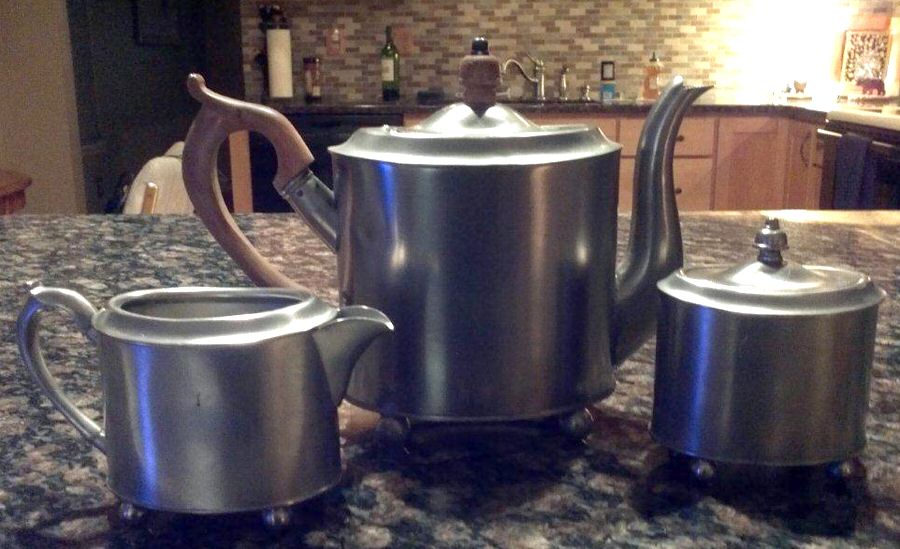 Historic Newport (Pewter, Hollowware) 3 Piece Tea Set (PTP, PCR, PSU) by Kirk Stieff-1
