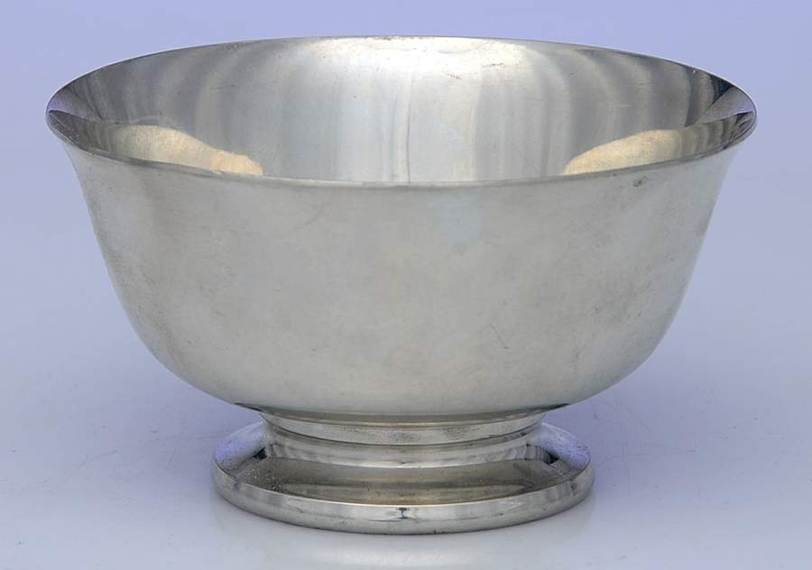 Paul Revere Bowls (Pewter, Hollowware) 4" Paul Revere Bowl by Kirk Stieff-1