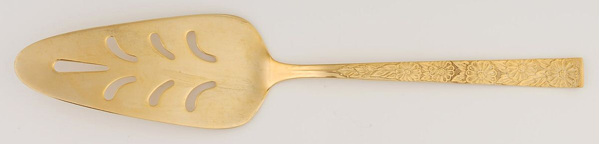 Carlotta (Gold Electroplate) Solid Pierced Pie Server by Lifetime-1