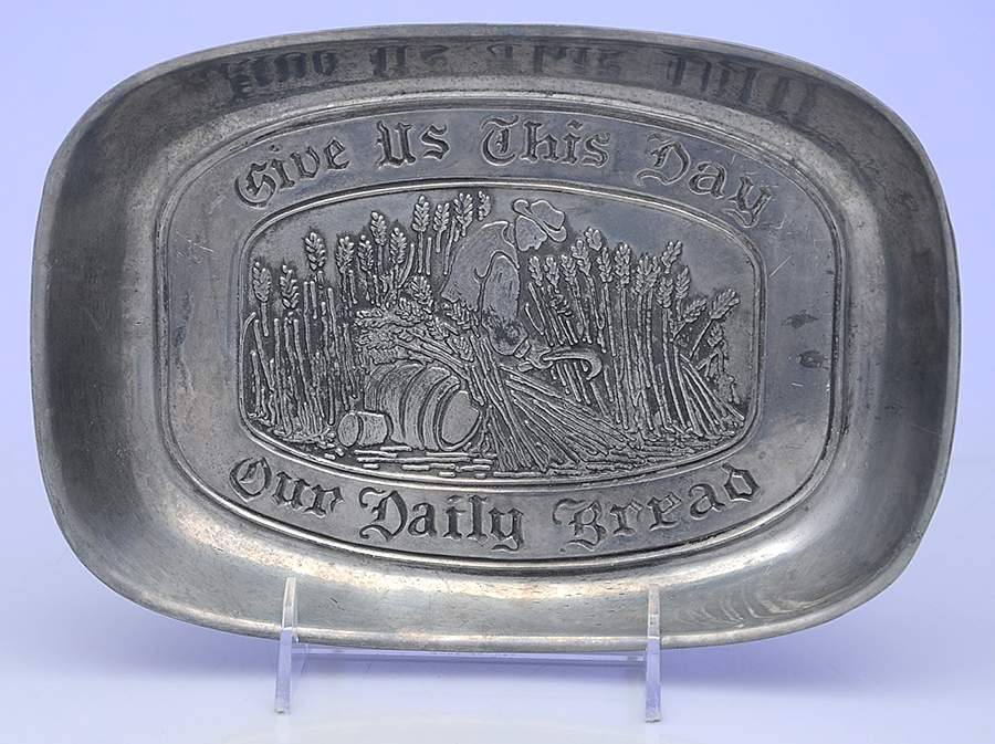 Duratale (Pewter-Like, Hollowware) 9" Bread Tray by Leonard Silver Mfg Co-1