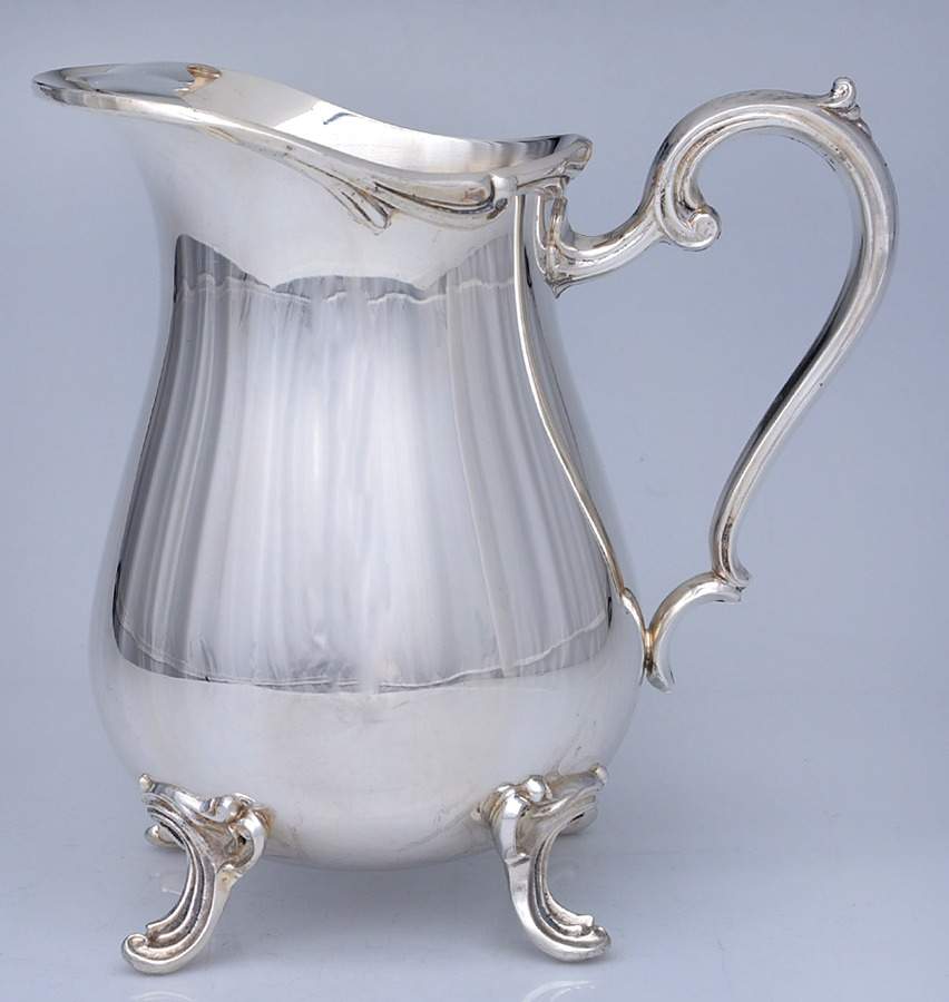 LEO25 (Silverplate, Hollowware) Silverplate Water Pitcher by Leonard Silver Mfg Co-1