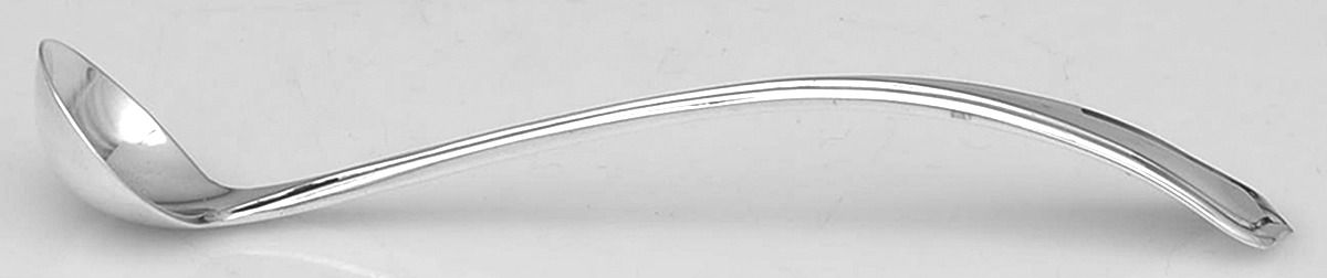 Carolina (Sterling, 1913) Mayonnaise Ladle by Lunt Silver-1