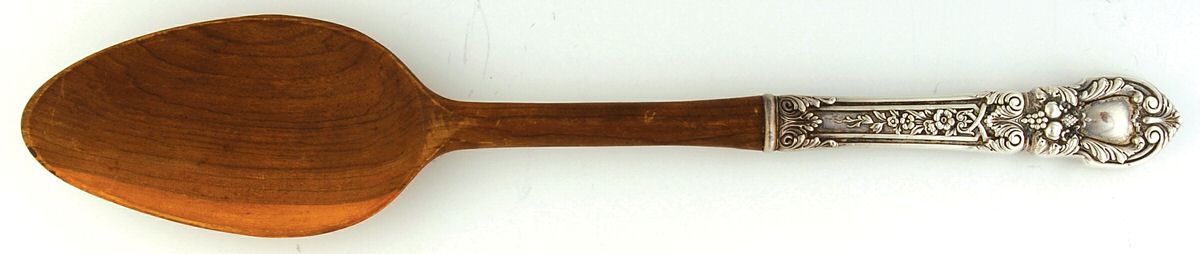 Charles II (Sterling, 1934, No Monograms) Salad Serving Spoon with Wooden Bowl by Lunt Silver-1
