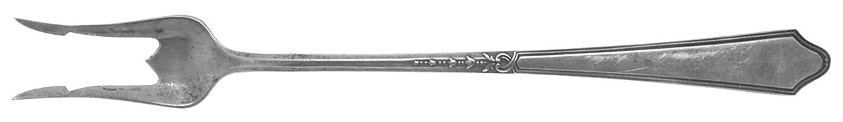 Chateau-Chateau Thierry(Sterling, 1919) Olive Fork by Lunt Silver-1