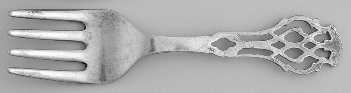 Chippendale (Sterling, 1910) Baby Fork by Lunt Silver-1