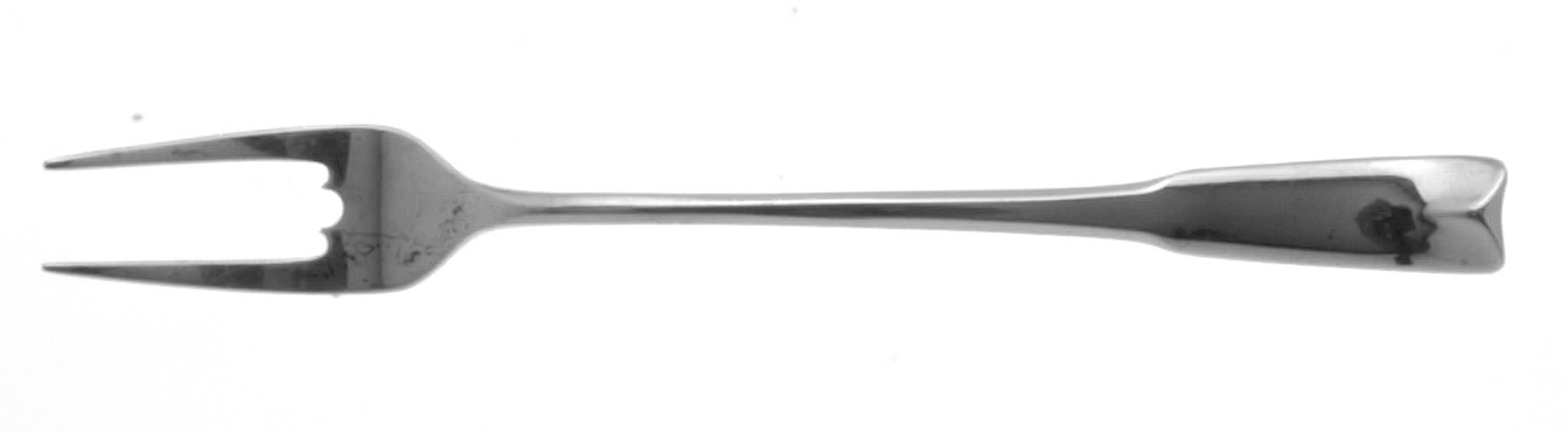 Colonial Theme (Sterling, 1964) Short Handle Pickle/Olive Fork by Lunt Silver-1