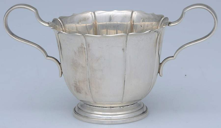 Early Dublin (Sterling, Hollowware) Mini Open Sugar Bowl by Lunt Silver-1