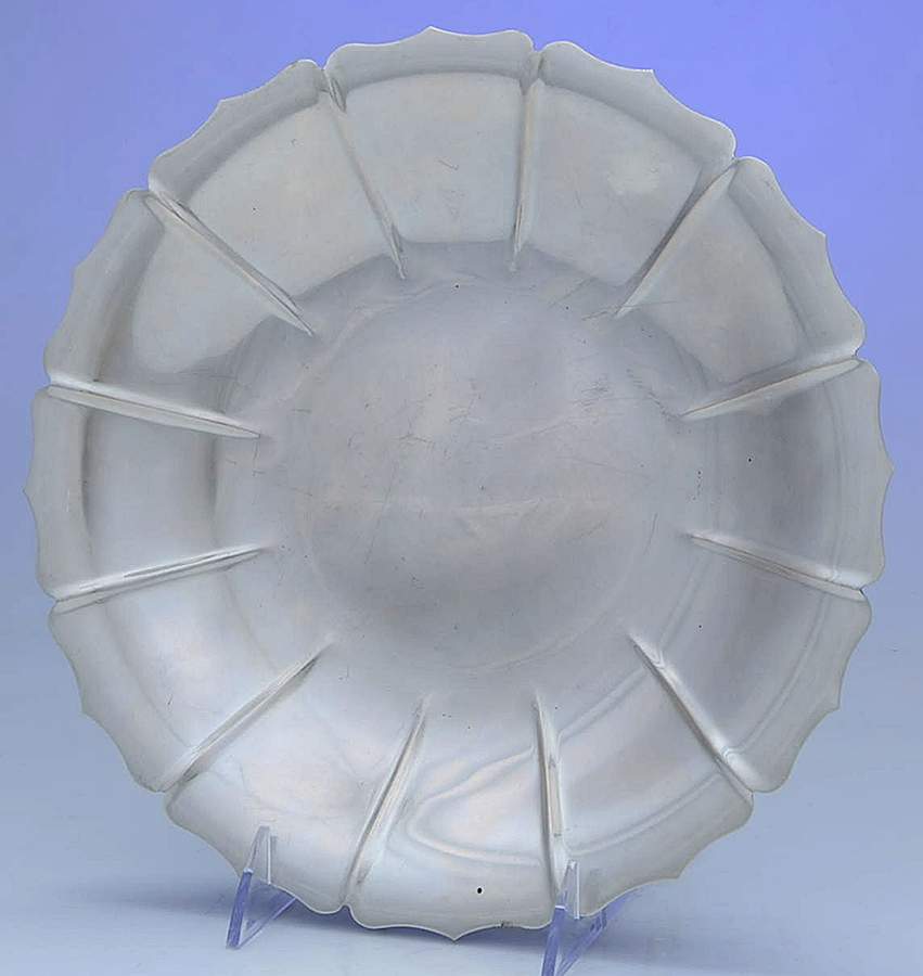 Early Dublin (Sterling, Hollowware) 10" Sandwich Plate by Lunt Silver-1