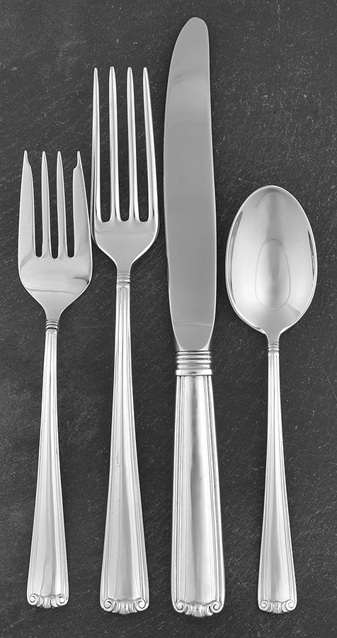 Embassy Scroll (Sterling, 1981, no monograms) 4 Piece Place Size Setting by Lunt Silver-1