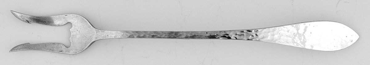 Jefferson-Hand Hammered (Sterling, 1903) Olive Fork by Lunt Silver-1