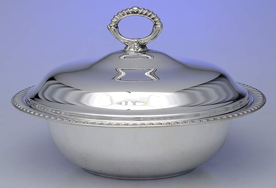 Silverplate Hollowware Plated Round Covered Casserole with Glass by Lunt Silver-1