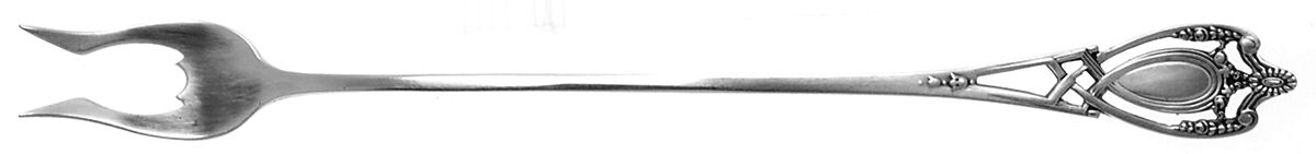 Monticello (Sterling, 1908) Long Handle Olive Fork by Lunt Silver-1
