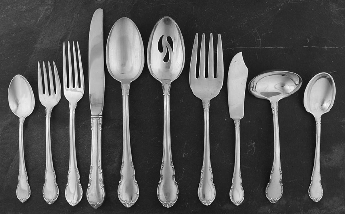 Modern Victorian (Sterling, 1941, No Monos) 38 Piece Estate Set by Lunt Silver-1
