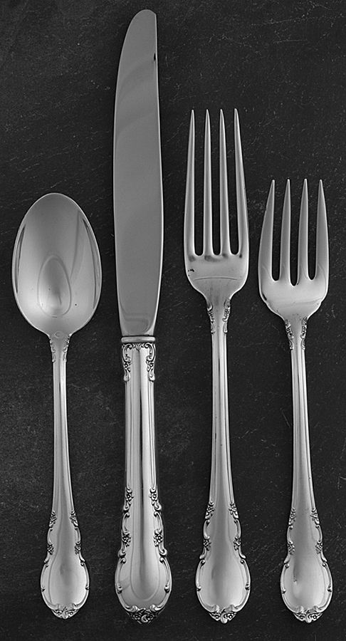 Modern Victorian (Sterling, 1941, No Monos) 4 Piece Place Size Setting by Lunt Silver-1