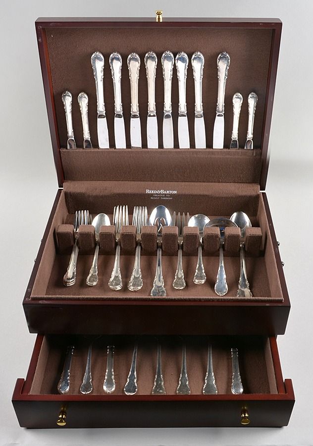 Modern Victorian (Sterling, 1941, No Monos) 54 Piece Estate Set by Lunt Silver-1
