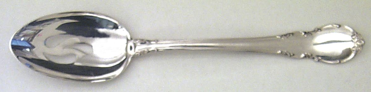 Modern Victorian (Sterling, 1941, No Monos) Pierced Tablespoon (Serving Spoon) by Lunt Silver-1
