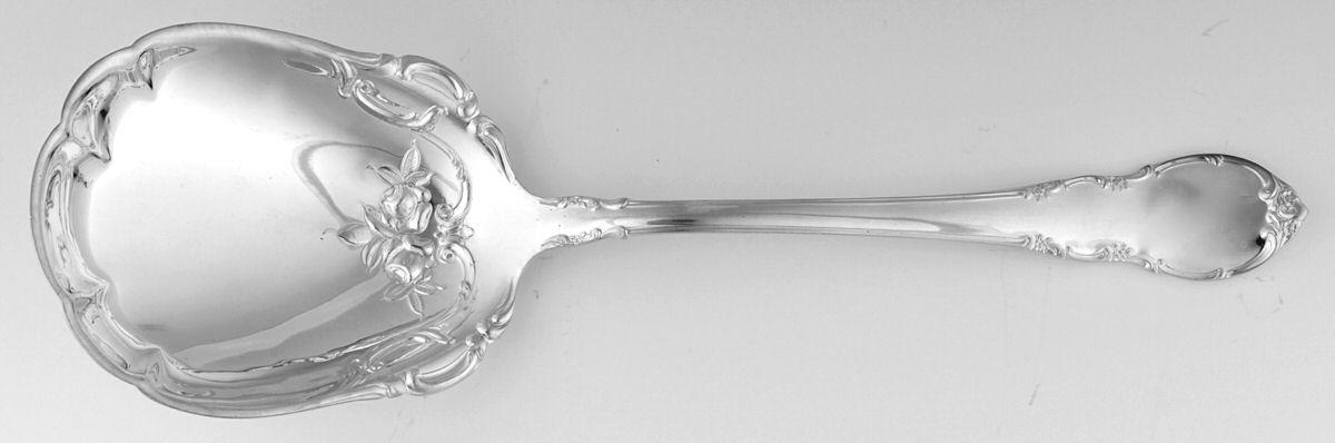 Modern Victorian (Sterling, 1941, No Monos) Solid Smooth Berry/Casserole Spoon by Lunt Silver-1