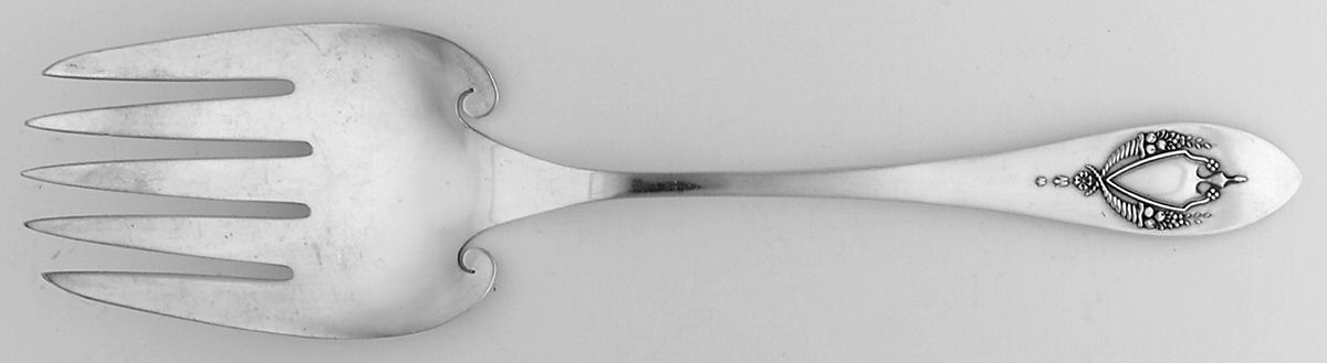 Mount Vernon (Sterling, 1905) Solid Salad Serving Fork by Lunt Silver-1