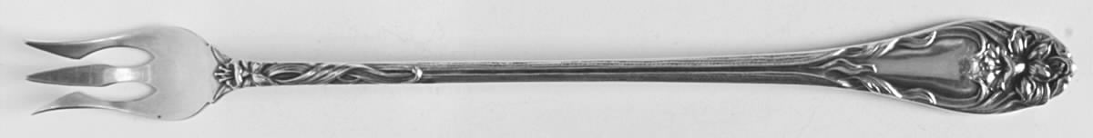 Narcissus (Sterling, 1903) Long Handle Pickle/Olive Fork by Lunt Silver-1