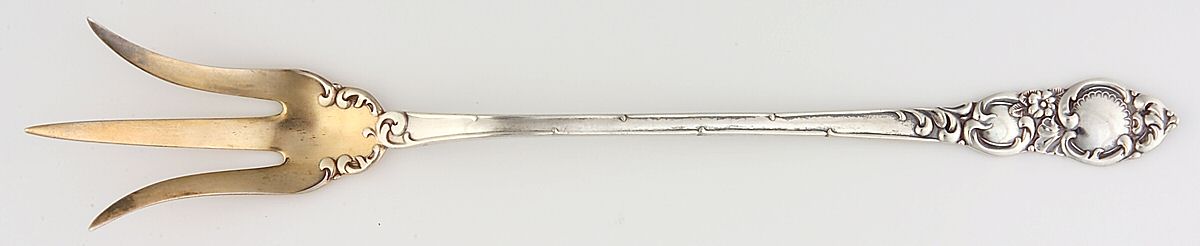 Navarre (Sterling, 1893) Large Lettuce Serving Fork by Lunt Silver-1