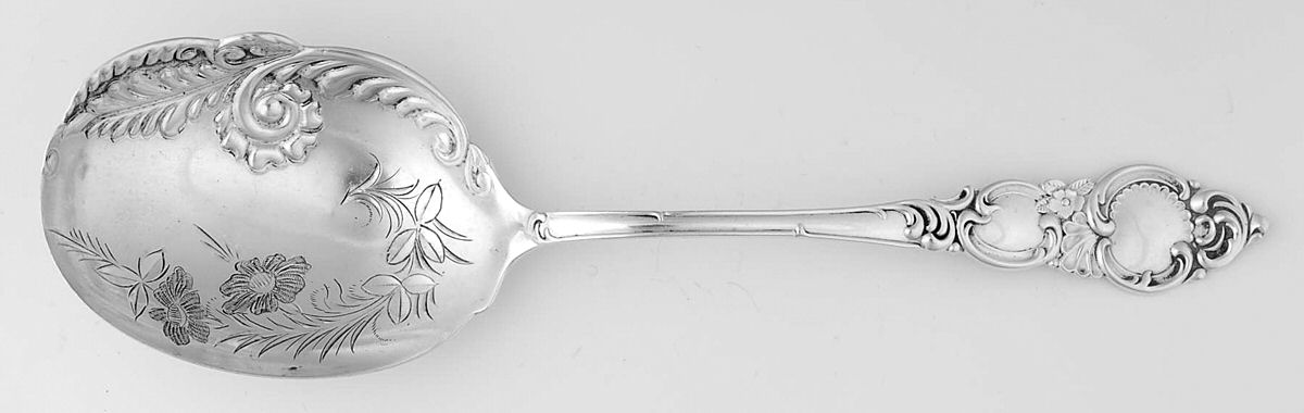 Navarre (Sterling, 1893) Solid Bright Cut Vegetable Serving Spoon by Lunt Silver-1