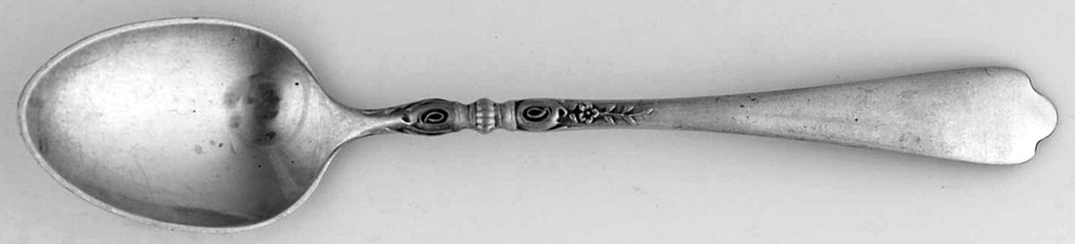 Nellie Custis (Sterling, 1915) Demitasse Spoon by Lunt Silver-1