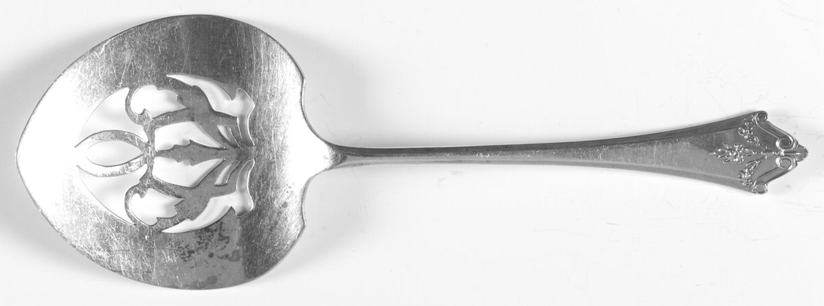Orleans (Sterling, 1914) Tomato Server, Solid Piece by Lunt Silver-1