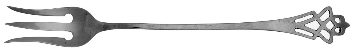 Pynchon (Sterling, 1910) Oyster Fork by Lunt Silver-1