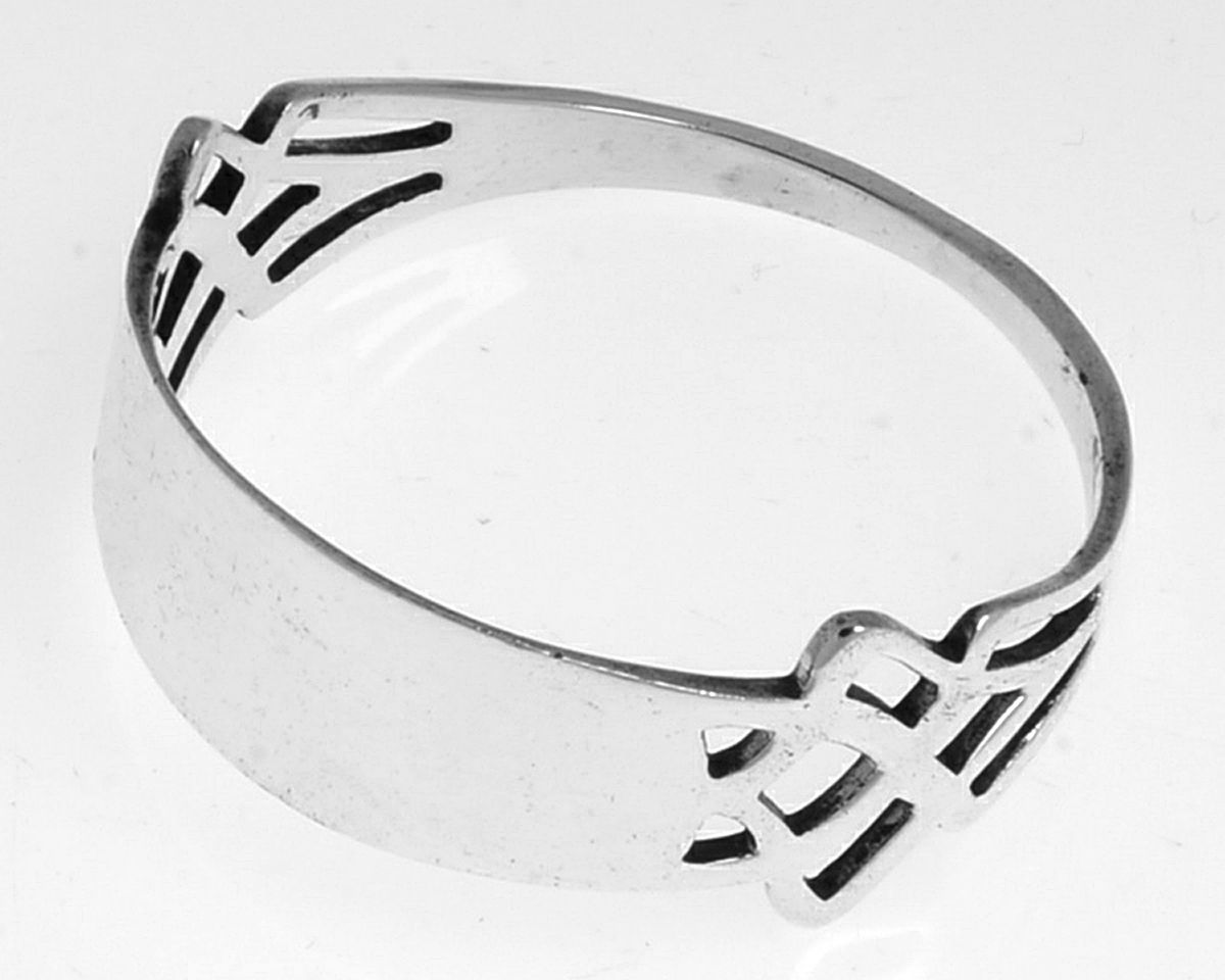 Pynchon (Sterling, 1910) Round Napkin Ring by Lunt Silver-1
