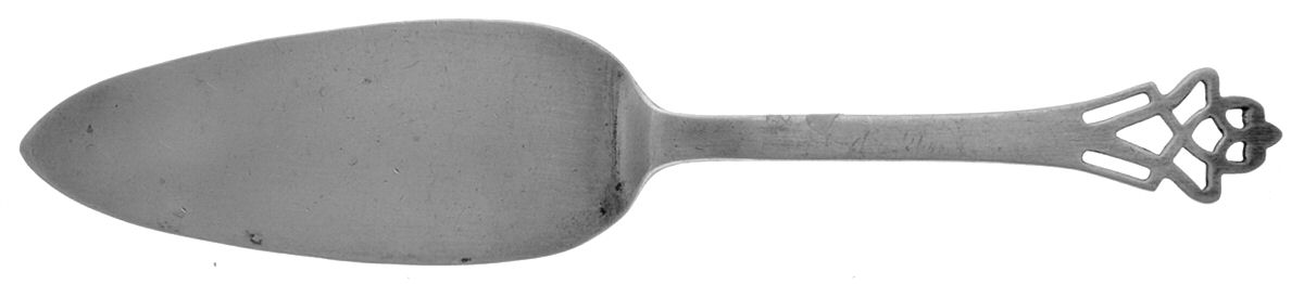 Pynchon (Sterling, 1910) Solid Cheese Server by Lunt Silver-1