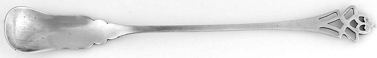 Pynchon (Sterling, 1910) Large Horseradish Serving Spoon by Lunt Silver-1