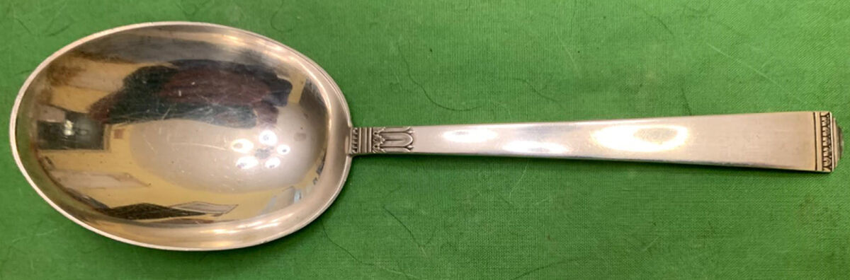 Regency (Sterling, 1935) Preserve Spoon by Lunt Silver-1