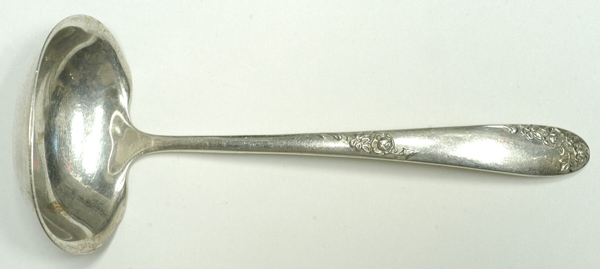 Sweetheart Rose (Sterling, 1951) Solid Gravy Ladle by Lunt Silver-1